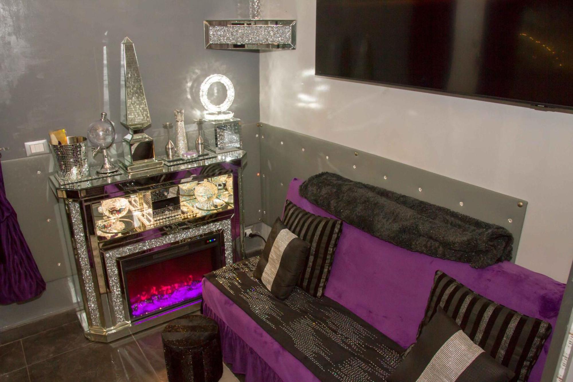 Jacuzzi Love Suitesweetrome Exterior photo